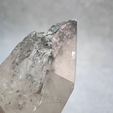 【カイラス産】天然ヒマラヤ水晶革紐付きペンダント⑦/Kailash Himalayan Quartz Pendant