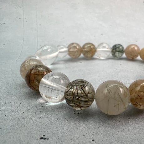 【デザインブレスレット】ガネッシュヒマール産×カイラス産天然ヒマラヤ水晶/Ganesh Himal×Kailash Himalayan Quartz