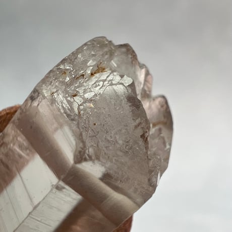 【ガウリシャンカール産】天然ヒマラヤスモーキークォーツ革紐ペンダント⑧/GauriShankar Himalayan Smoky Quartz Pendant