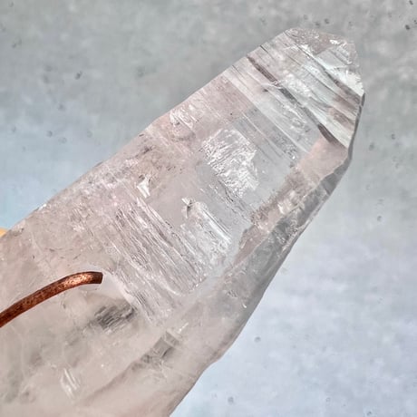 【カイラス産】天然ヒマラヤ水晶革紐付きペンダント⑥/Kailash Himalayan Quartz Pendant