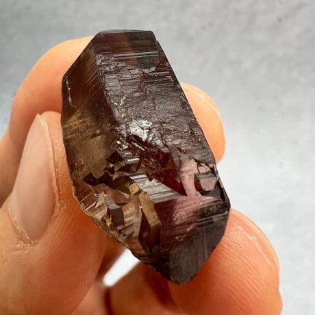 【ガウリシャンカール産】天然ヒマラヤスモーキークォーツ/GauriShankar Himalayan Smoky Quartz
