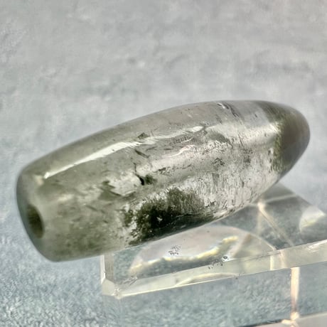 【ガネッシュヒマール産】クローライト&アクチノライトイン天然ヒマラヤ水晶 樽型ビーズ②/Ganesh Himal Chlorite&Actinorite in Quartz barrel beads