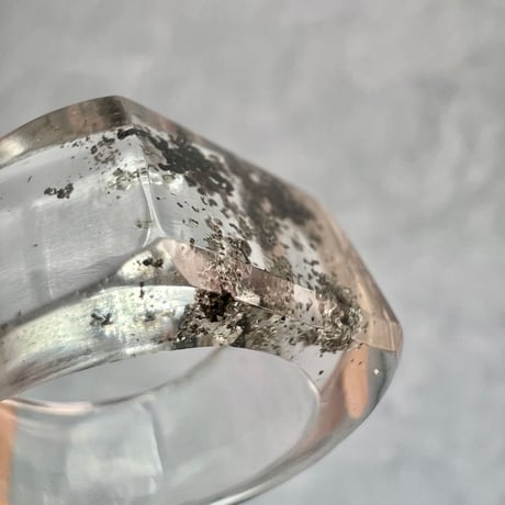 【ガネッシュヒマール産】天然ヒマラヤ水晶リング(17号)/Ganesh Himal Himalayan Solid Quartz Ring