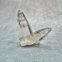 【ガネッシュヒマール産】クローライトイン天然ヒマラヤ水晶/GaneshHimal Chlorite&Albite in Himalayan Quartz