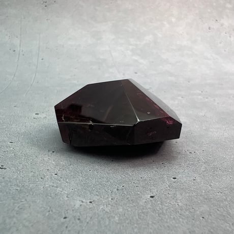 ネパール産【天然ヒマラヤ ガーネット】(フリーカット)⑤/Nepal🇳🇵Himalayan Garnet