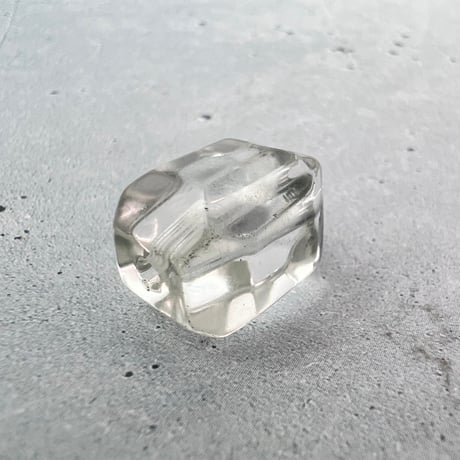 【ガネッシュヒマール産】天然ヒマラヤ水晶"手磨き加工"スクエアビーズ⑬/Ganesh Himal  Himalayan Quartz Square Beads