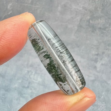 【ガネッシュヒマール産】クローライトイン天然ヒマラヤ水晶 樽型ビーズ①/Ganesh Himal Chlorite in Himalayan Quartz barrel beads
