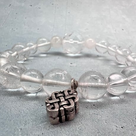 【デザインブレスレット】カイラス産×アンナプルナ産天然ヒマラヤ水晶+シルバーチャーム/Kailash×Annapurna Himalayan Quartz×Silver charm