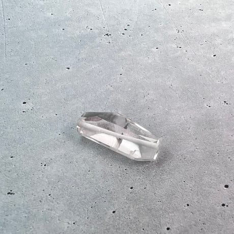 【ガネッシュヒマール産】天然ヒマラヤ水晶"手磨き加工"多面カットビーズ①/Ganesh Himal  Himalayan Quartz Multi Cut Beads