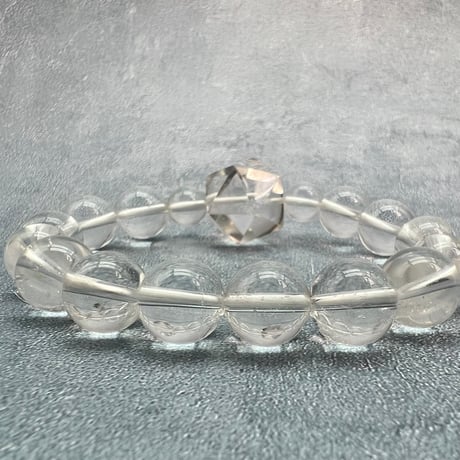 【デザインブレスレット】ガネッシュヒマール産ヒマラヤ水晶"イコサヘドロン" 内径14cm/GaneshHimal"Icosahedron"Design Bracelet