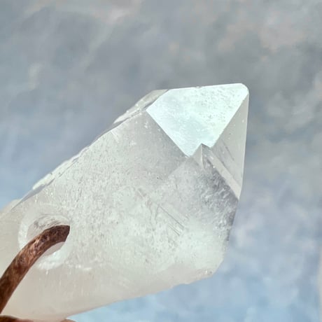 【カイラス産】天然ヒマラヤ水晶革紐付きペンダント⑤/Kailash Himalayan Quartz Pendant
