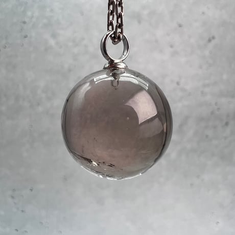 【ガウリシャンカール産】天然ヒマラヤスモーキークォーツスフィアペンダントトップ②/GauriShankar Himalayan Smoky Quartz Sphere Pendant Top