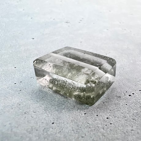 【ガネッシュヒマール産】天然ヒマラヤ水晶"手磨き加工"スクエアビーズ⑫/Ganesh Himal  Himalayan Quartz Square Beads
