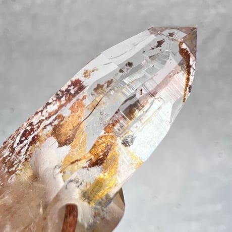 【ガネッシュヒマール産】リモナイトイン天然ヒマラヤ水晶革紐付きペンダント⑧/GaneshHimal Limonite in Natural Pendant