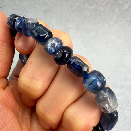 【ネパール産🇳🇵カイヤナイト】ブレスレット/Nepal Kyanite Design Bracelet