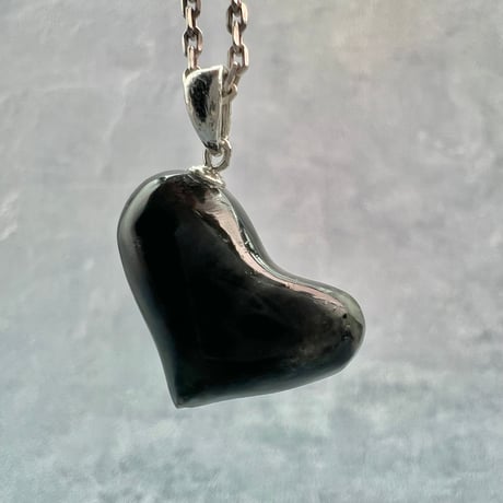 フィンランド産【スペクトロライト】ハートペンダントトップ②/Finland【Spectrolite】Heart Pendant Top