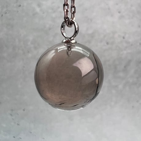 【ガウリシャンカール産】天然ヒマラヤスモーキークォーツスフィアペンダントトップ②/GauriShankar Himalayan Smoky Quartz Sphere Pendant Top