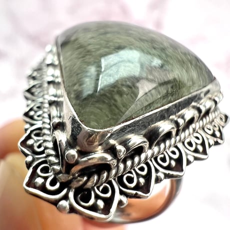 【ガネッシュヒマール産】クローライトイン天然ヒマラヤ水晶S/V925リング/Ganesh Himal Chlorite in Himalayan Quartz S/V925 Ring