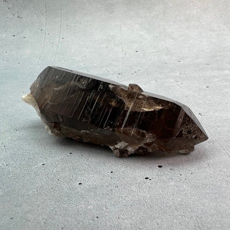 【ガウリシャンカール産】天然ヒマラヤスモーキークォーツ/GauriShankar Himalayan Smoky Quartz