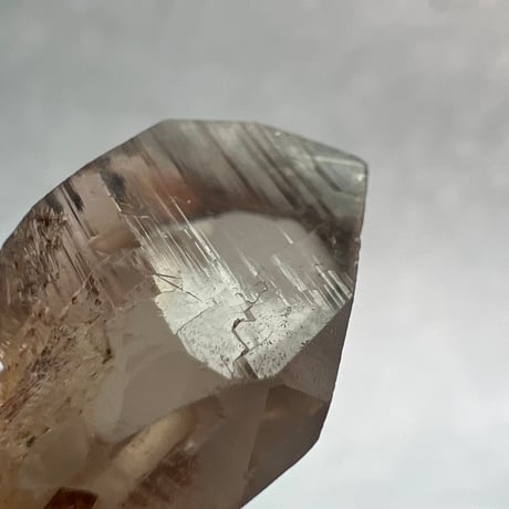 【ガウリシャンカール産】天然ヒマラヤスモーキークォーツ革紐ペンダント⑤/iGauriShankar Himalayan Smoky Quartz Pendant