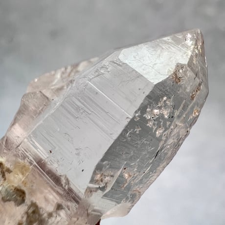【カイラス産】天然ヒマラヤ水晶革紐付きペンダント⑨/Kailash Himalayan Quartz Pendant