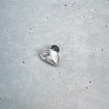 【ガネッシュヒマール産】天然ヒマラヤ水晶"手磨き加工"ハートビーズ④/Ganesh Himal Himalayan Quartz Heart Beads