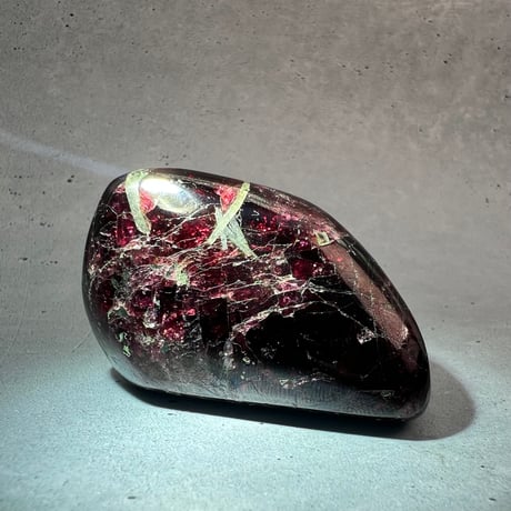 ネパール産【天然ヒマラヤ ガーネット】(フリーフォーム)①/Nepal🇳🇵Himalayan Garnet
