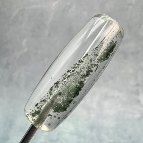 【ガネッシュヒマール産】クローライトイン天然ヒマラヤ水晶 樽型ビーズ①/Ganesh Himal Chlorite in Himalayan Quartz barrel beads
