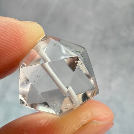 【ガネッシュヒマール産】天然ヒマラヤ水晶"手磨き加工"イコサヘドロン"ビーズ  Ganesh Himal Himalayan Quartz "Icosahedron"beads
