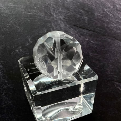 【カイラス産】天然ヒマラヤ水晶多面カットラウンドビーズ①/Kailash Himalayan Quartz Multi Cut Round Beads