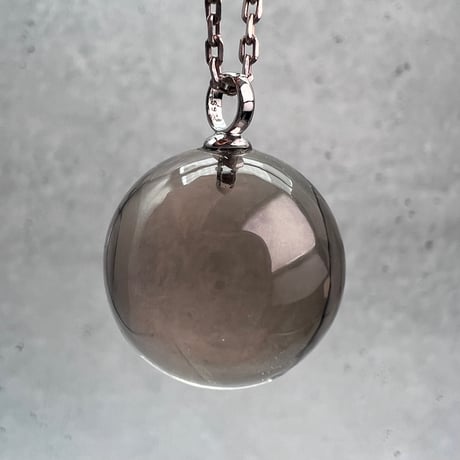 【ガウリシャンカール産】天然ヒマラヤスモーキークォーツスフィアペンダントトップ①/GauriShankar Himalayan Smoky Quartz Sphere Pendant Top