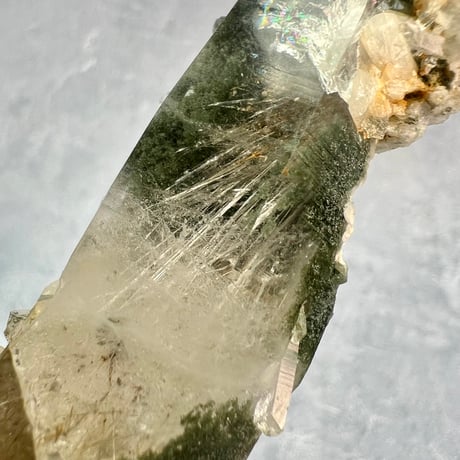 【ガネッシュヒマール産】クローライト&アクチノライトイン天然ヒマラヤ水晶/Ganesh Himal Chlorite&Actinorite in Himalayan Quartz