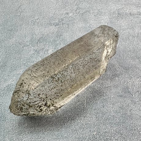 【ガネッシュヒマール産】クローライト イン ヒマラヤ水晶/GaneshHimal Chlorite&Albite in Himalayan Quartz