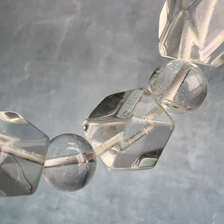 【カイラス産】"手磨き"天然ヒマラヤ水晶デザインブレスレット/Kailash Himalayan Quartz Design Bracelet