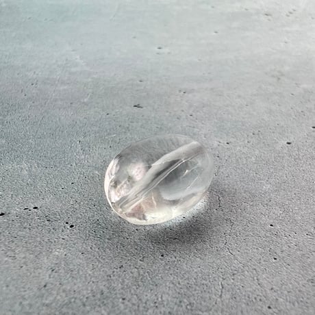【カイラス産】天然ヒマラヤ水晶タンブル型ビーズ⑧/Kailash Himalayan Quartz Tumble Beads