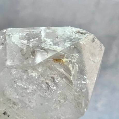 【カイラス産】天然ヒマラヤ水晶革紐付きペンダント②/Kailash Himalayan Quartz Pendant