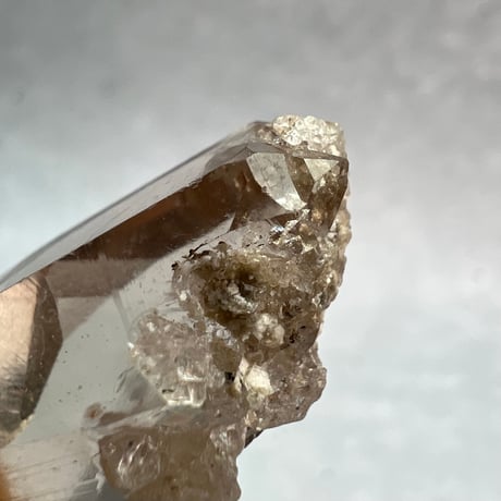 【ガウリシャンカール産】天然ヒマラヤスモーキークォーツ/GauriShankar Himalayan Smoky Quartz