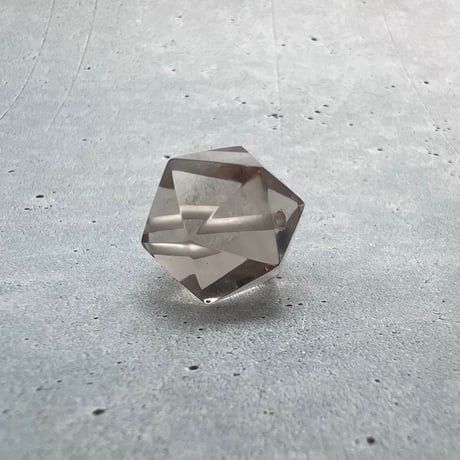 【ガウリシャンカール産】天然ヒマラヤ水晶"手磨き加工"イコサヘドロン"ビーズ/GauriShankar Himalayan Quartz "Icosahedron"Beads