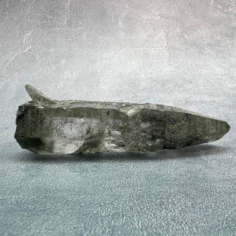 【ガネッシュヒマール産】クローライトイン天然ヒマラヤ水晶/GaneshHimal Chlorite in Himalayan Quartz