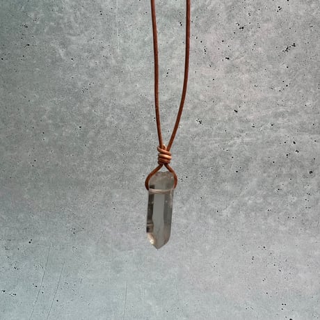 【ガウリシャンカール産】天然ヒマラヤスモーキークォーツ革紐ペンダント⑧/GauriShankar Himalayan Smoky Quartz Pendant