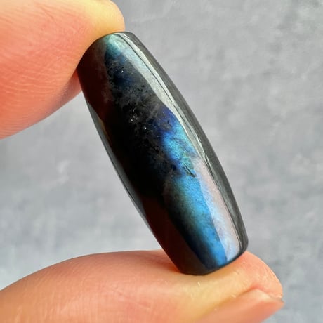 フィンランド産【スペクトロライト】バレルビーズ ②/Finland【Spectrolite】Barrel Beads