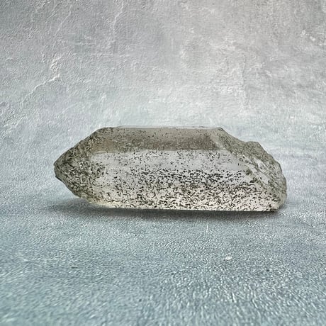 【ガネッシュヒマール産】クローライト イン ヒマラヤ水晶/GaneshHimal Chlorite&Albite in Himalayan Quartz