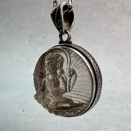 【ガウリシャンカール産】天然ヒマラヤスモーキークォーツ"グリーンターラ様"ペンダントトップ①/Gaurishankar Himalayan Smoky Quartz "Green Tara"
