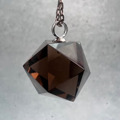 【ガウリシャンカール産】天然ヒマラヤ水晶"手磨き加工"イコサヘドロン"ペンダントトップ③/GauriShankar Himalayan Quartz "Icosahedron"Pendant Top