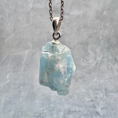 ネパール🇳🇵サンクワサバ産【ヒマラヤアクアマリン】ペンダントトップ/Nepal Sankhuwasabha Himalayan Aquamarine Pendant Top