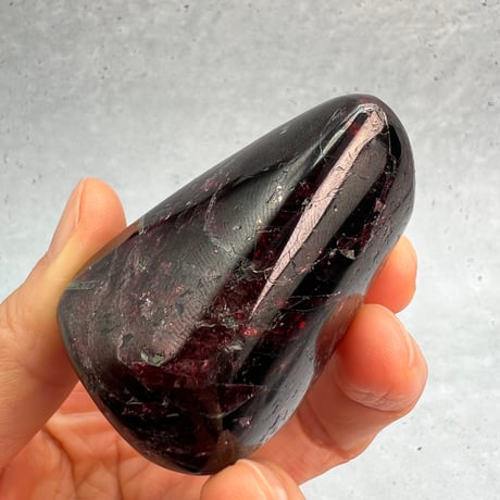 ネパール産【天然ヒマラヤ ガーネット】(フリーフォーム)①/Nepal🇳🇵Himalayan Garnet