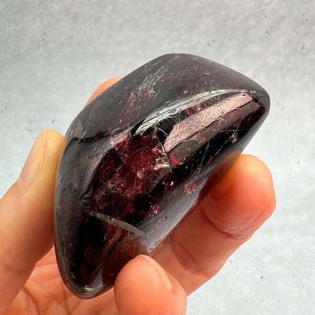 ネパール産【天然ヒマラヤ ガーネット】(フリーフォーム)①/Nepal🇳🇵Himalayan Garnet