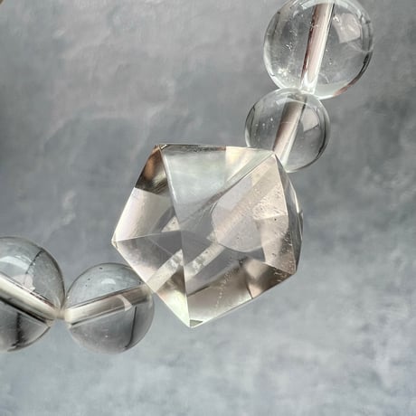 【デザインブレスレット】ガネッシュヒマール産ヒマラヤ水晶"イコサヘドロン" 内径14cm/GaneshHimal"Icosahedron"Design Bracelet