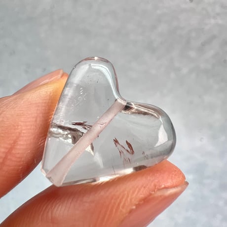 【ガネッシュヒマール産】天然ヒマラヤ水晶"手磨き加工"ハートビーズ⑤/Ganesh Himal Himalayan Quartz Heart Beads