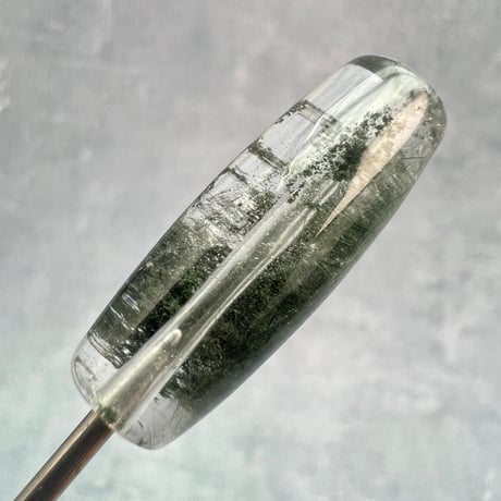 【ガネッシュヒマール産】クローライト&アクチノライトイン天然ヒマラヤ水晶 樽型ビーズ④/Ganesh Himal Chlorite&Actinorite in Quartz barrel beads
